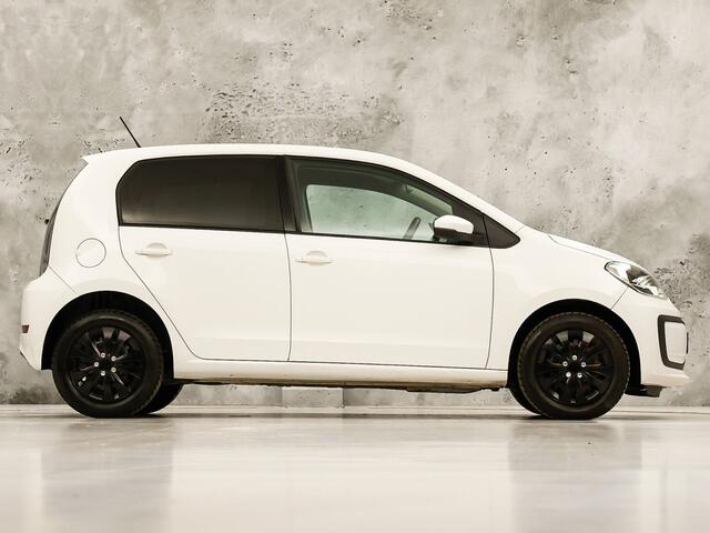 Volkswagen UP! 1.0 BMT Sport up! (NAVIGATIE, APPLE CARPLAY, GETINT GLAS, SPORTSTOELEN, ELEK RAMEN, NIEUWE APK)
