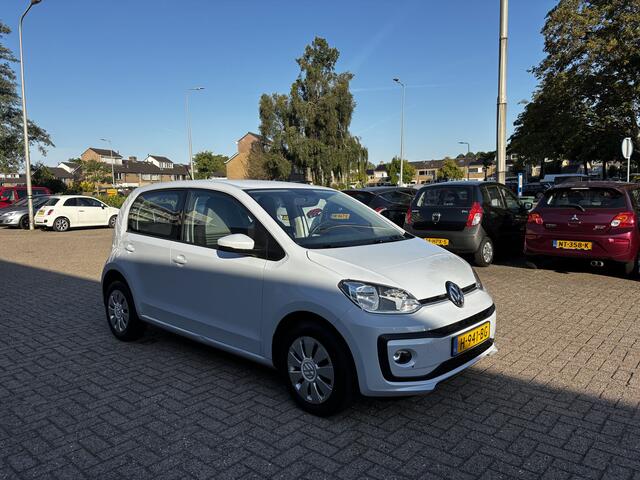 Volkswagen UP! 1.0 BMT high up!