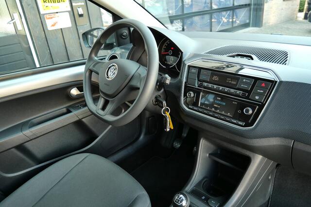 Volkswagen UP! 1.0 | Airco | Cruise | Camera | NL-Auto