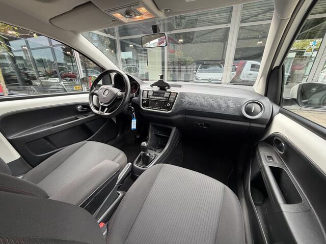 Volkswagen UP! 1.0 TSI 90pk! *!* PANORAMADAK/ NAVI/ LMV/ STOELVERWARMING *!*