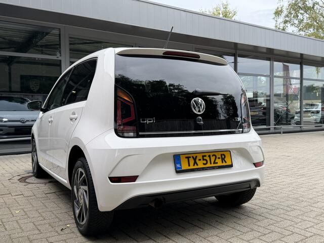 Volkswagen UP! 1.0 TSI 90pk! *!* PANORAMADAK/ NAVI/ LMV/ STOELVERWARMING *!*