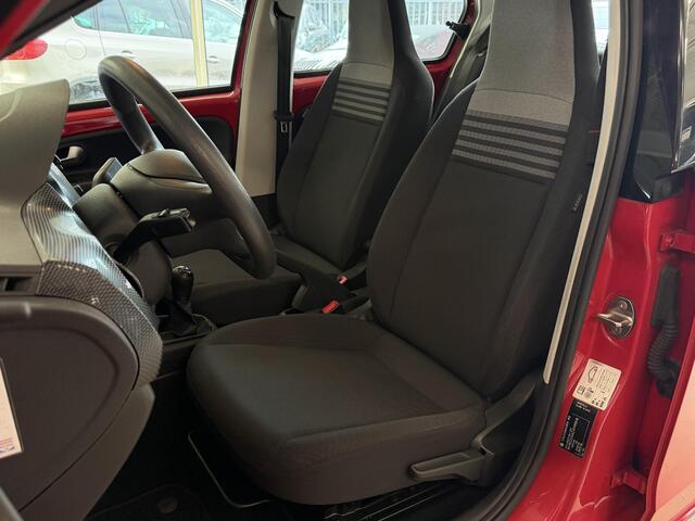 Volkswagen UP! 1.0 BMT move up! Rijklaar! | Cruise | Bluetooth | All-Season | ( Vestiging - Nieuwegein )