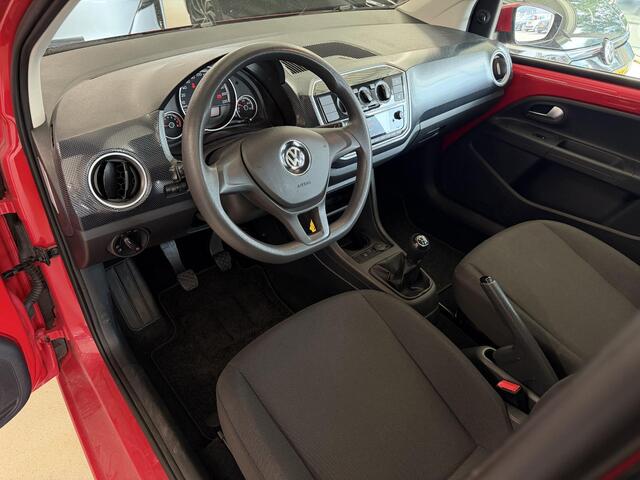 Volkswagen UP! 1.0 BMT move up! Rijklaar! | Cruise | Bluetooth | All-Season | ( Vestiging - Nieuwegein )