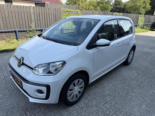 Volkswagen UP! 1.0 BMT Camera / Cruise / Airco / Parkeersensoren / Stoelverwarming
