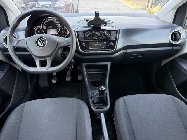 Volkswagen UP! 1.0 BMT Camera / Cruise / Airco / Parkeersensoren / Stoelverwarming