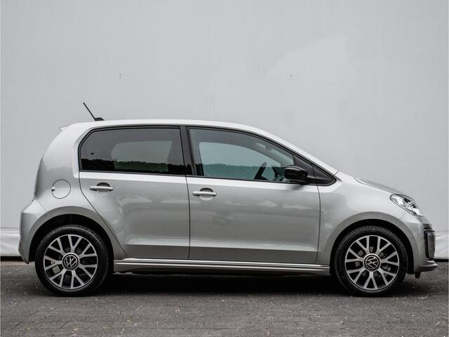 Volkswagen UP! e-Up! e-up! Style 36kwh SOH 89% Camera/ Stoelverwarming/ Cruise control/ DAB+