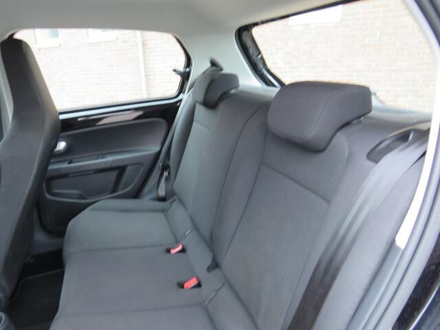 Volkswagen UP! 1.0 BMT move up! Executive * Rijklaarprijs incl. garantie * Airco * DAB+ * Bluetooth * 5 Deurs * Led *