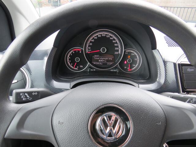 Volkswagen UP! 1.0 BMT move up! Executive * Rijklaarprijs incl. garantie * Airco * DAB+ * Bluetooth * 5 Deurs * Led *