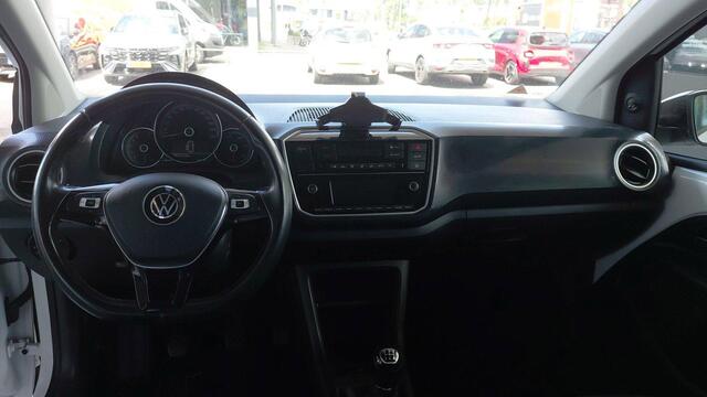 Volkswagen UP! 1.0 R-Line | AIRCO | PDC+CAMERA | 17" INCH | BLUETOOTH |