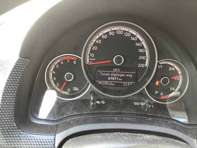 Volkswagen UP! 1.0 BMT MOVE UP!
