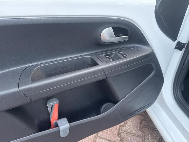 Volkswagen UP! 1.0 1e eigenaar prijs incl BOVAG garantie