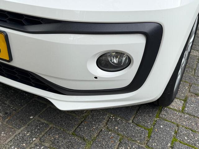 Volkswagen UP! 1.0 BMT high up!
