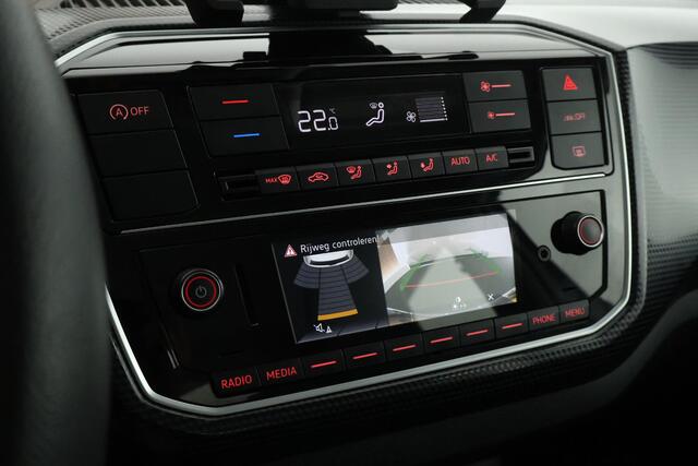Volkswagen UP! 1.0 60pk Camera Cruise Control Climate Control Navigatie Parkeersensoren