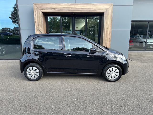 Volkswagen UP! 1.0 65pk Move Up! Cruise | Stoelverwarming | Camera | 4-season | Mistlampen | Bluetooth | Rijklaar incl. 1 jaar Bovag garantie