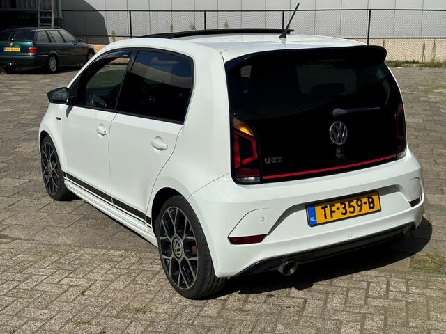 Volkswagen UP! 1.0 TSI GTI Beats Panodak Camera Stoelverwarming
