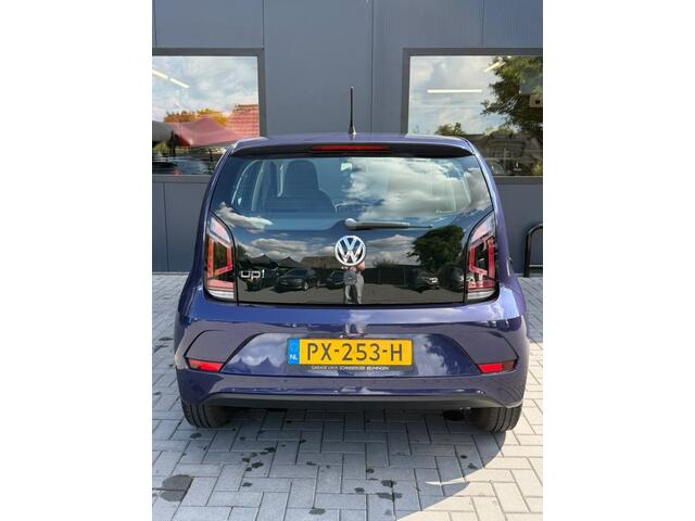 Volkswagen UP! 1.0 BMT move up! / 1e eig., Bluetooth, Airco, AUX/DAB