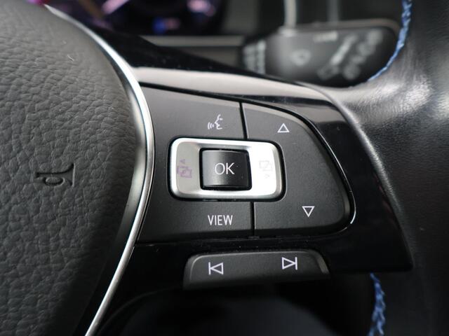 Volkswagen e-Golf E-DITION | 136 PK | Navigatiesysteem | Verwarmbare voorstoelen | Digital cockpit |