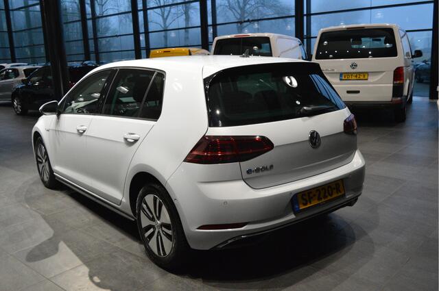 Volkswagen e-Golf navi clima cruise led camera virtual cockpit !!
