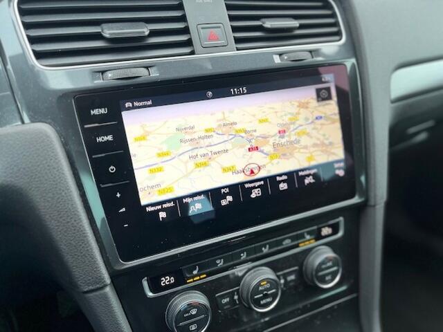 Volkswagen e-Golf 136PK WARMTEPOMP / CAMERA / STOELVERW. / CARPLAY