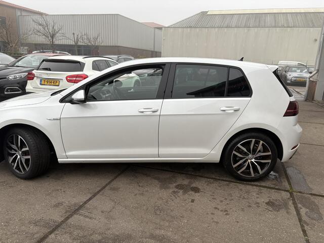 Volkswagen e-Golf e-Golf