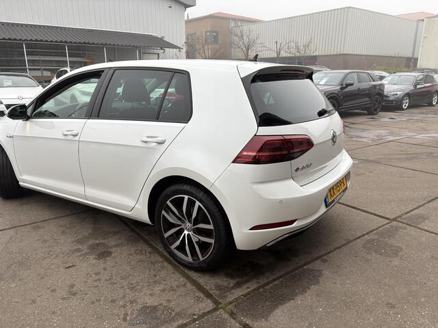 Volkswagen e-Golf e-Golf