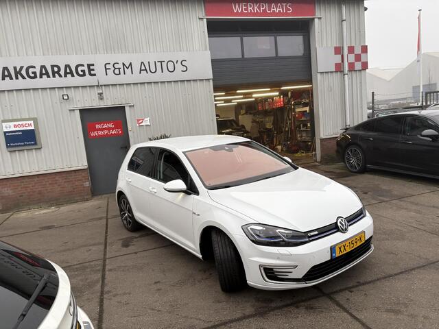 Volkswagen e-Golf e-Golf