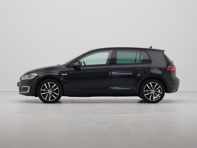 Volkswagen e-Golf e-Golf Navigatie Dynaudio Camera Acc 278