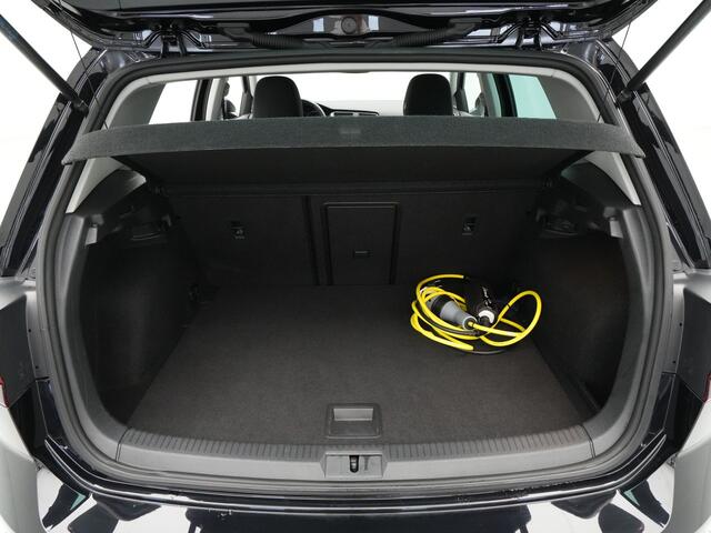 Volkswagen e-Golf e-Golf Navigatie Dynaudio Camera Acc 278