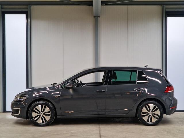 Volkswagen e-Golf | Navi | Camera | PDC | Stoelverwarming | Apple carplay
