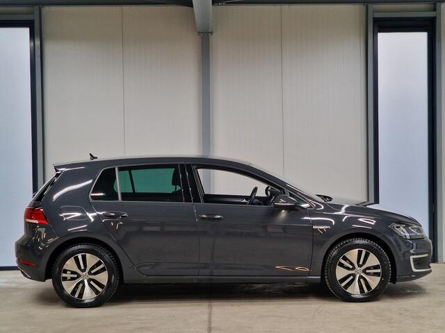 Volkswagen e-Golf | Navi | Camera | PDC | Stoelverwarming | Apple carplay