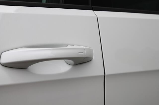 Volkswagen e-Golf E-DITION - Nieuwstaat - Warmtepomp - Virtual Cockpit - Stoelverw