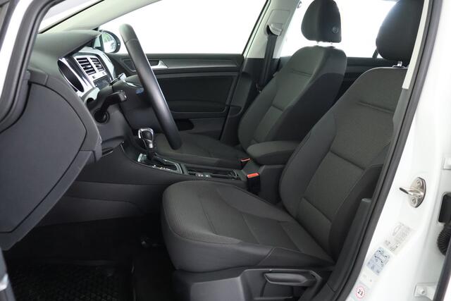 Volkswagen e-Golf e-Golf / Navi / ACC / CarPlay / LED