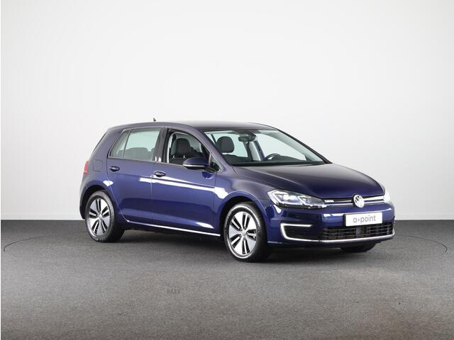 Volkswagen e-Golf E-DITION 136 pk | Navigatie | Warmtepomp | Parkeersensoren | Adaptieve cruise control | Autom. airco |