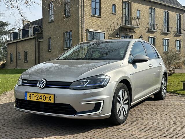 Volkswagen e-Golf e-Golf INCL BTW * Leer * camera * nl auto