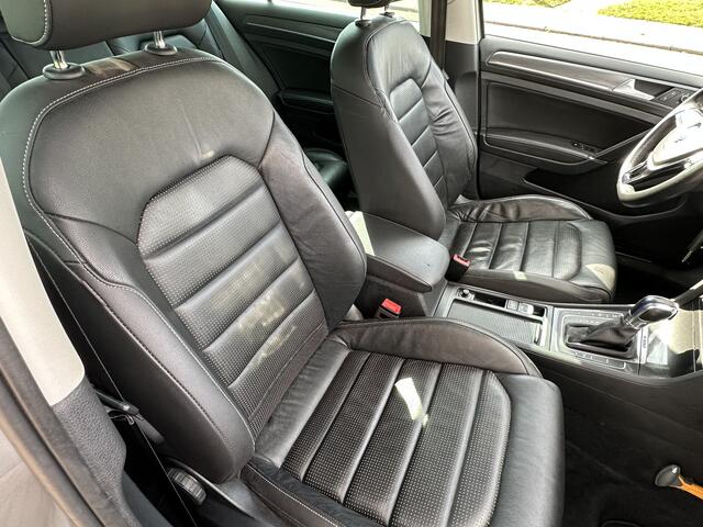 Volkswagen e-Golf e-Golf INCL BTW * Leer * camera * nl auto