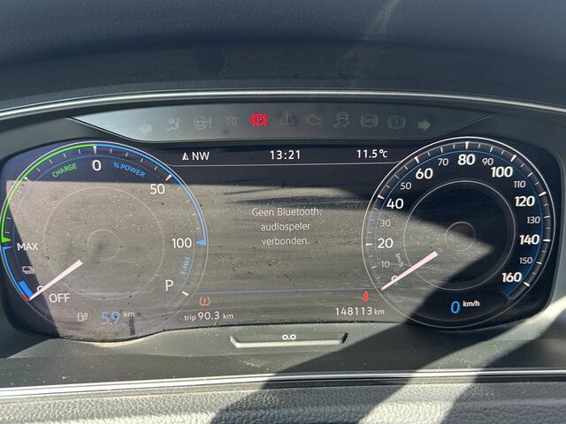 Volkswagen e-Golf e-Golf INCL BTW * Leer * camera * nl auto