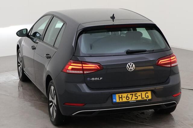 Volkswagen e-Golf E-DITION Navigatie / Parkeersensoren / LED verlichting / Clima / Bluetooth / Cruise