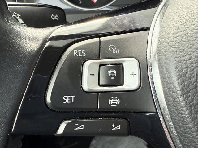 Volkswagen e-Golf BWJ 2020 136 PK E-DITION CLIMA / NAVI / BLUETOOTH / LED / LMV 16 INCH / MULTIFUNCT. STUUR