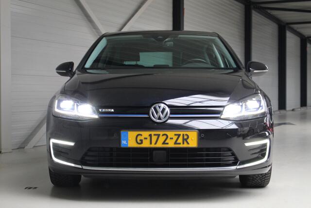 Volkswagen e-Golf E-DITION Navigatie | Warmtepomp | 3D Led achterlichten | Led Plus Koplampen