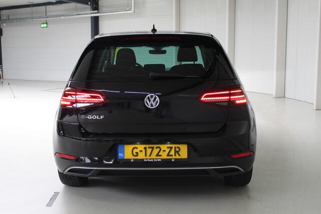 Volkswagen e-Golf E-DITION Navigatie | Warmtepomp | 3D Led achterlichten | Led Plus Koplampen