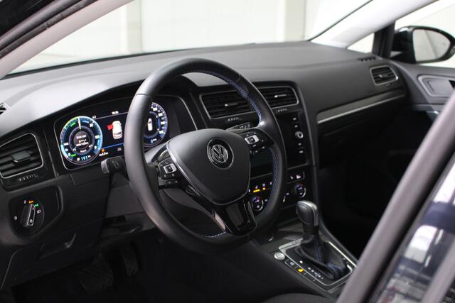 Volkswagen e-Golf E-DITION Navigatie | Warmtepomp | 3D Led achterlichten | Led Plus Koplampen