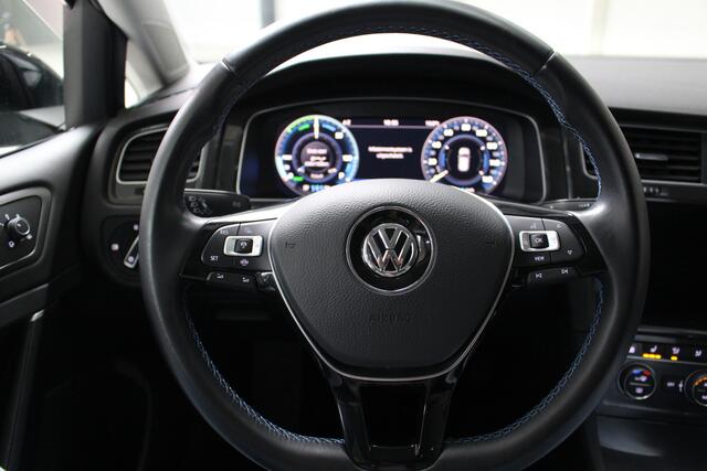 Volkswagen e-Golf E-DITION Navigatie | Warmtepomp | 3D Led achterlichten | Led Plus Koplampen