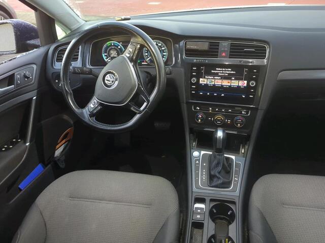Volkswagen e-Golf 136pk E-DITION / Virtual Cockpit / LED Koplampen / Keyless / 16" LMV