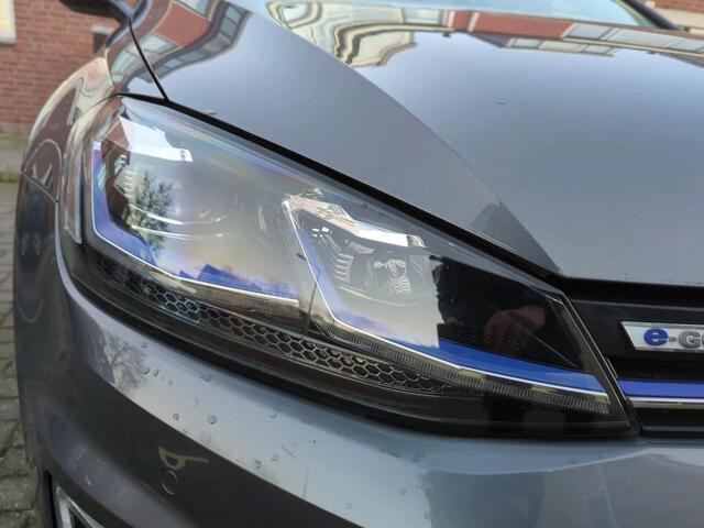 Volkswagen e-Golf E-DITION Metallic/ Led/ clima/ Navi/ Parkeersensoren/ 16 lmv