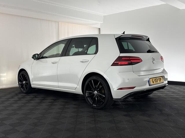 Volkswagen e-Golf E-DITION (INCL.BTW) *FULL-LEATHER | DIGI-COCKPIT | FULL-LED | ADAPTIVE-CRUISE | DYNAUDIO | NAVI-FULLMAP | CAMERA | DAB+ | SPORT-SEATS | HEATED-SEATS | 18''ALU | ECC | PDC