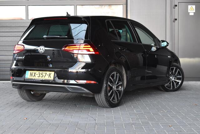 Volkswagen e-Golf e-Golf / Carplay / lichtmetaal / parkeersensoren voor&achter /
