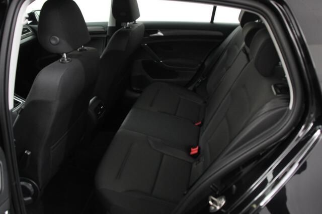 Volkswagen e-Golf e-Golf Navigatie Digitale Cockpit Lichtmetalen velgen Bluetooth Cruise Control
