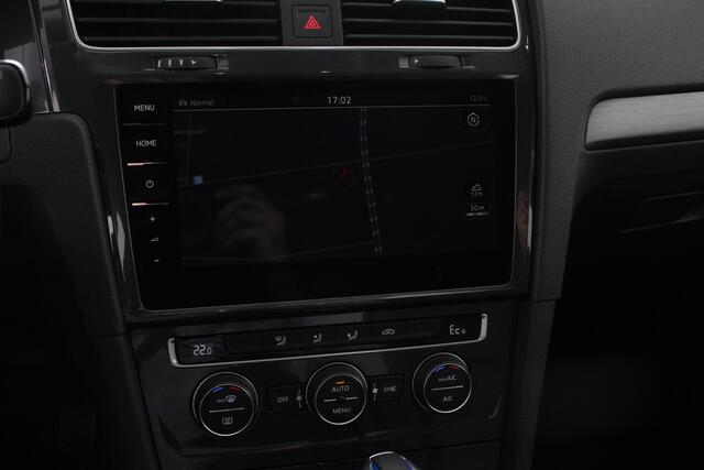 Volkswagen e-Golf e-Golf Navigatie Digitale Cockpit Lichtmetalen velgen Bluetooth Cruise Control