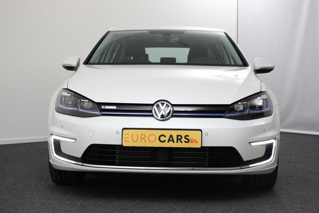 Volkswagen e-Golf e-Golf Edition | Digitale Cockpit | Navigatie | Climate Control | Cruise control adaptief | Camera | Parkeer sensoren | Lichtmetalen Velgen 17" |