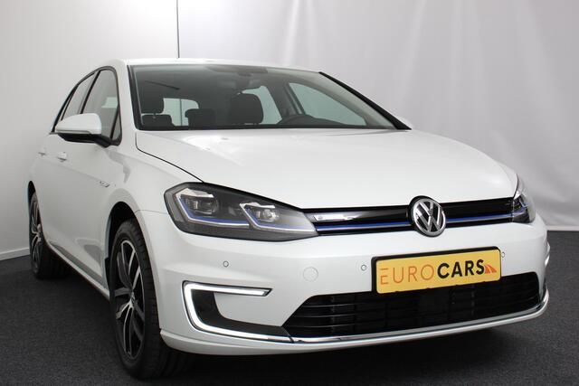 Volkswagen e-Golf e-Golf Edition | Digitale Cockpit | Navigatie | Climate Control | Cruise control adaptief | Camera | Parkeer sensoren | Lichtmetalen Velgen 17" |